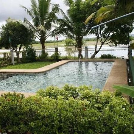 Pantropi-Coco Farm Hotel Calapan Kültér fotó