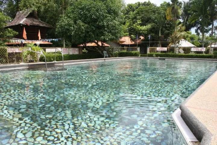 Pantropi-Coco Farm Hotel Calapan Kültér fotó